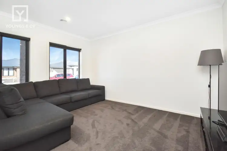 Third view of Homely house listing, 7 Dutton Way, Kialla VIC 3631