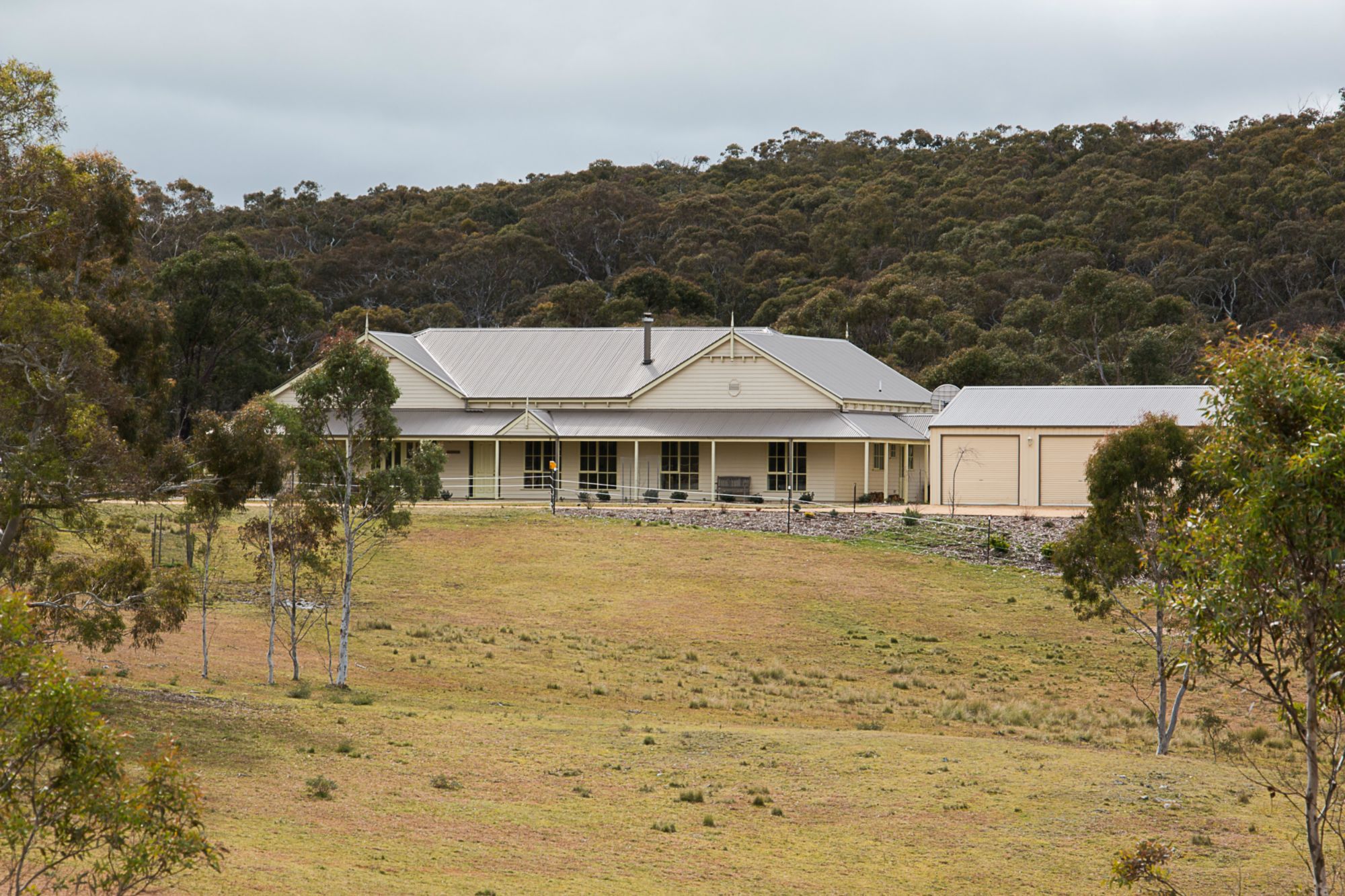 120 Dolomite Drive, Mount Fairy NSW 2580