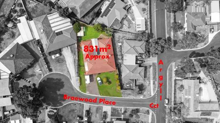 Second view of Homely house listing, 7 Braewood Pl, Melton West VIC 3337