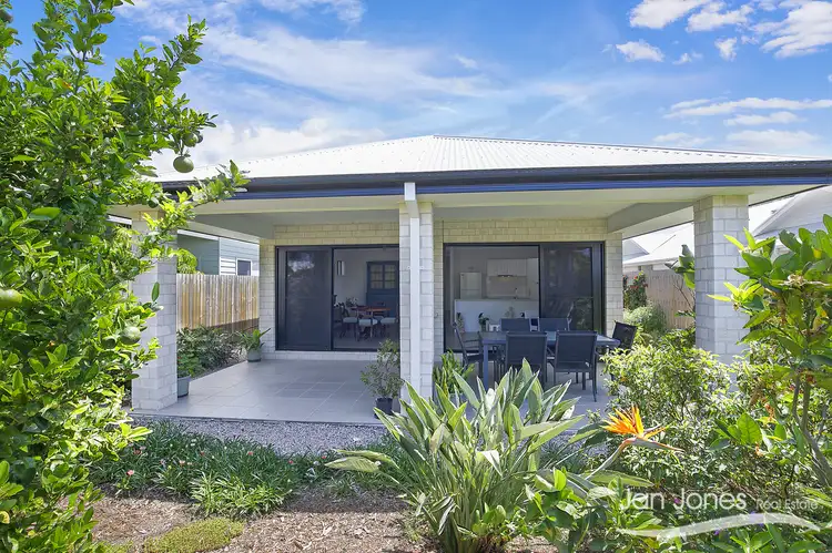 8a Barron Rd, Margate QLD 4019