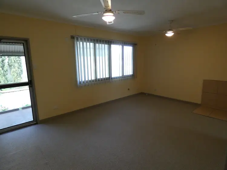Fifth view of Homely house listing, 1 Bourton St, Jamestown SA 5491
