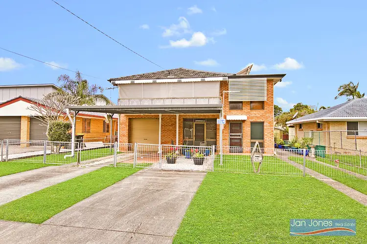 15 Mayleen Street, Clontarf QLD 4019