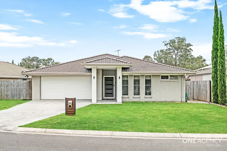 16 Fred Pham Cres, Doolandella QLD 4077