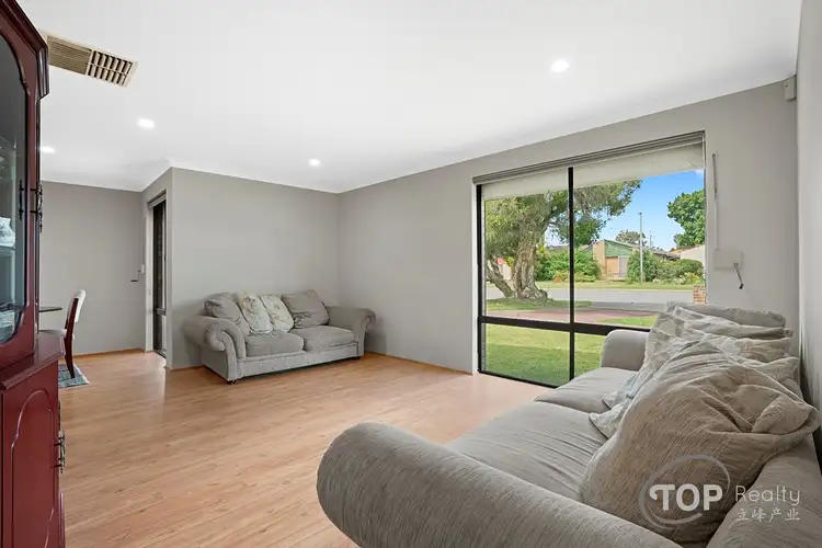 Fifth view of Homely house listing, 6 Kirwin Place, Willetton WA 6155