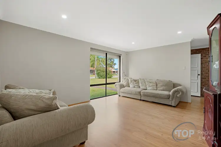 Sixth view of Homely house listing, 6 Kirwin Place, Willetton WA 6155