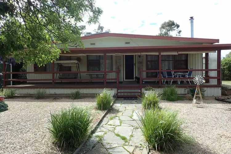 4 Margaret St, Spalding SA 5454