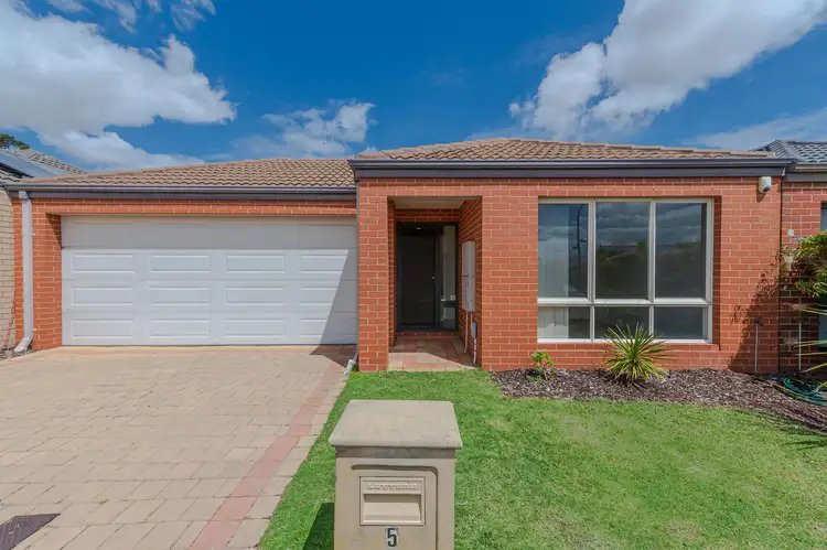 5 Gregg Place, Canning Vale WA 6155