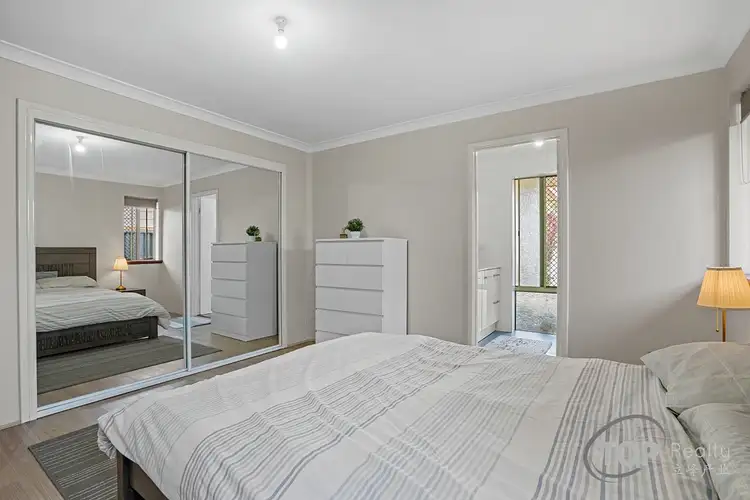 Sixth view of Homely unit listing, Unit 2/10 Clemros Way, Leeming WA 6149