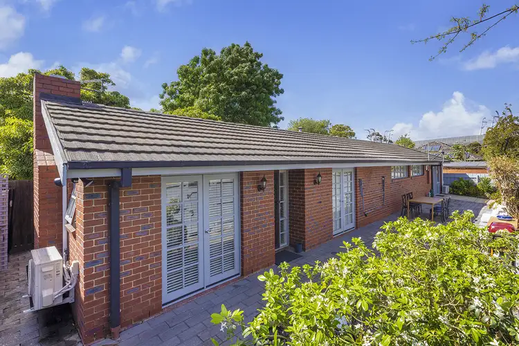 34 Oakdene Cres, Carnegie VIC 3163