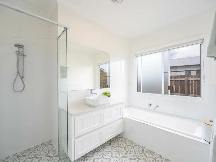 Seventh view of Homely house listing, 39 Cambridge Cct, Southside QLD 4570