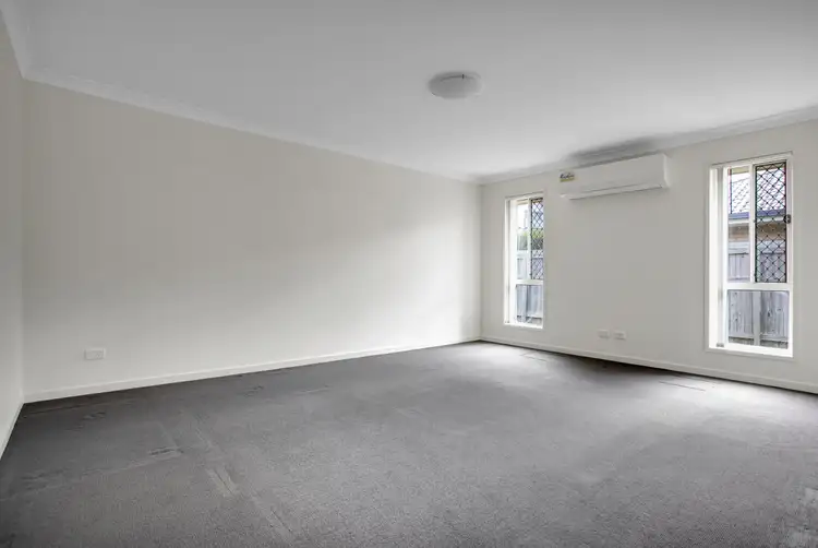 Sixth view of Homely house listing, 8 Oasis Ct, Marsden QLD 4132