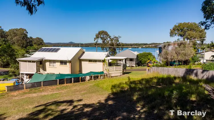 31 Lucas Dr, Lamb Island QLD 4184
