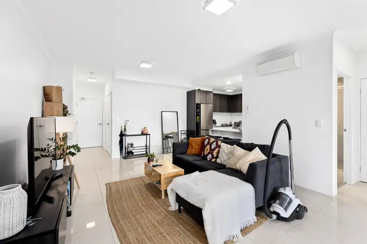 Third view of Homely apartment listing, 11/3 Bennett St, Toowong QLD 4066