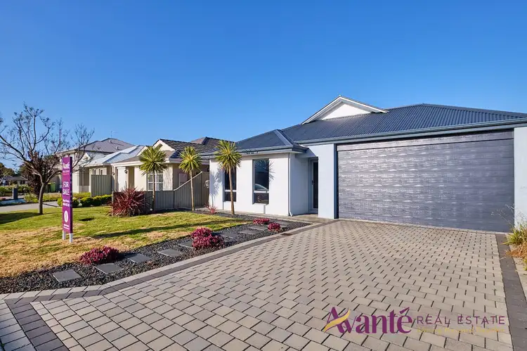 14 Delaronde Dr, Success WA 6164