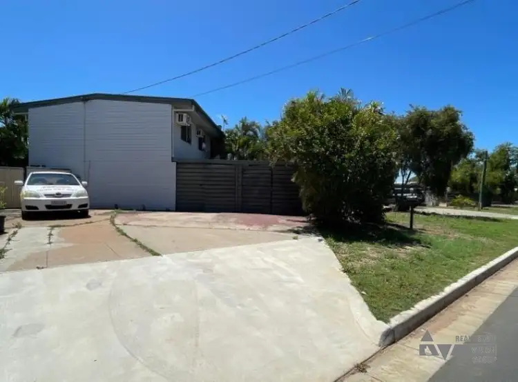 48 Bremner Street, Blackwater QLD 4717
