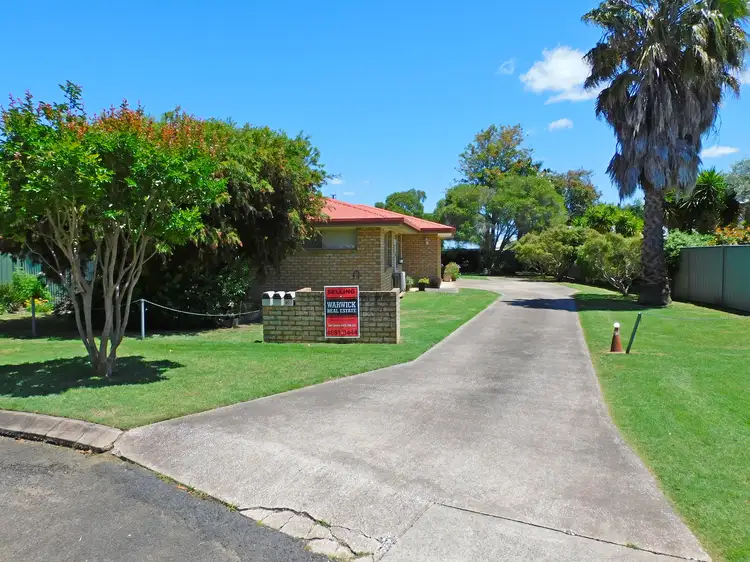 Main view of Homely unit listing, Unit 2/13 Bell Pl, Warwick QLD 4370