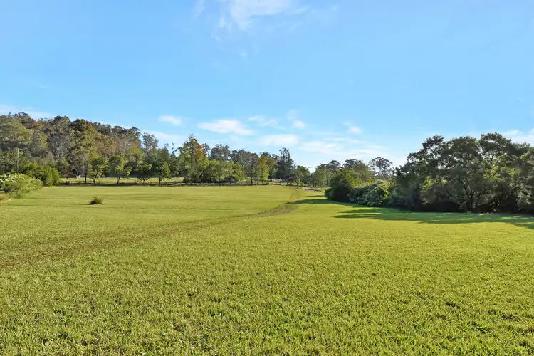 19 Narone Creek Rd, Wollombi NSW 2325