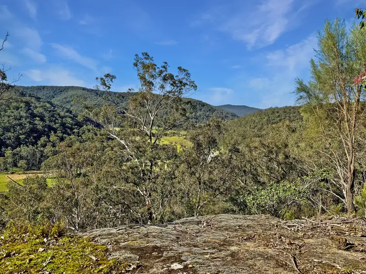 2165 Wollombi Road, Sweetmans Creek NSW 2325