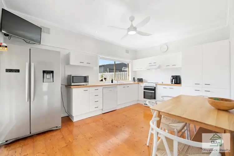 Second view of Homely house listing, 14 Wellington St, Trafalgar VIC 3824