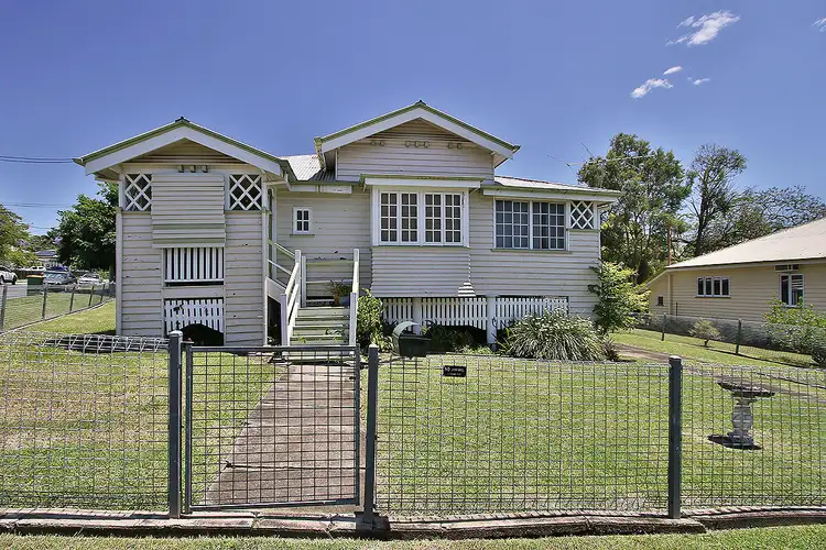 16 Bridson Ave, East Ipswich QLD 4305
