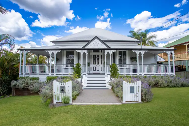 7 Birdwood St, North Ipswich QLD 4305