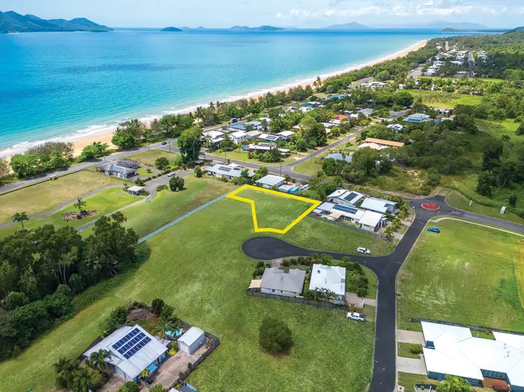 9 Seaview Court, Wongaling Beach QLD 4852