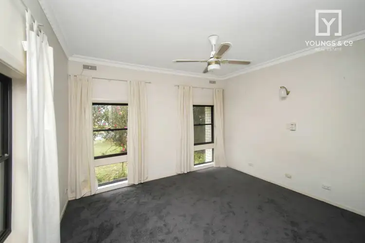 Fifth view of Homely house listing, 75 Balaclava Rd, Shepparton VIC 3630