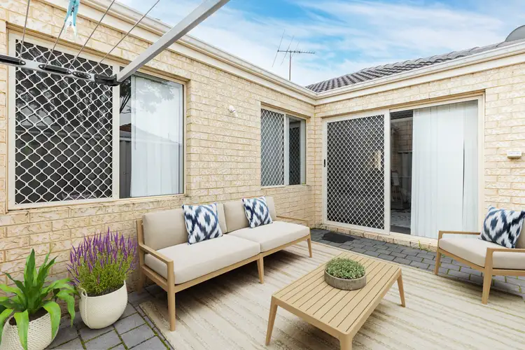 10/3 Eastdene Circle, Nollamara WA 6061