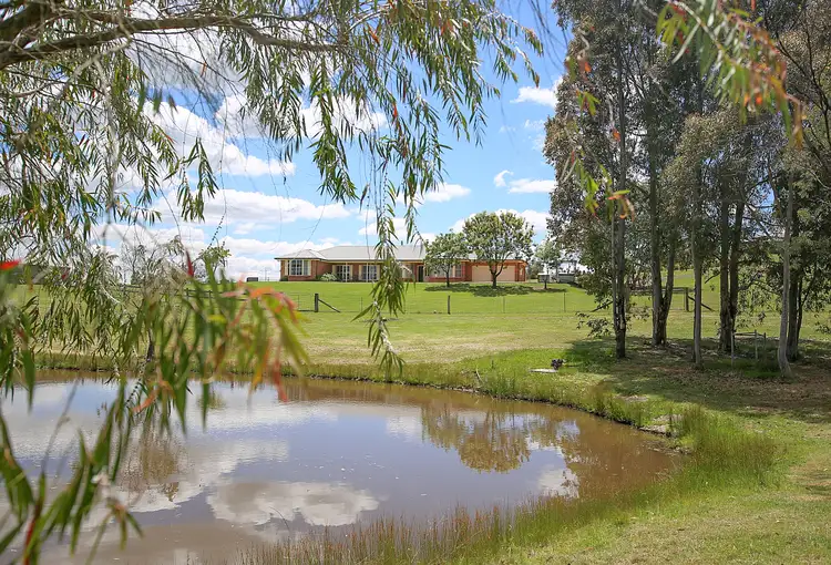 110 Stonebrook Meadows Rd, Razorback NSW 2571