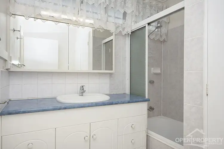 Fifth view of Homely house listing, 195 Upper Miles Ave, Kelso QLD 4815