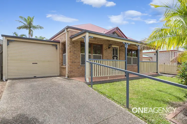 15 Hawthorne St, Forest Lake QLD 4078