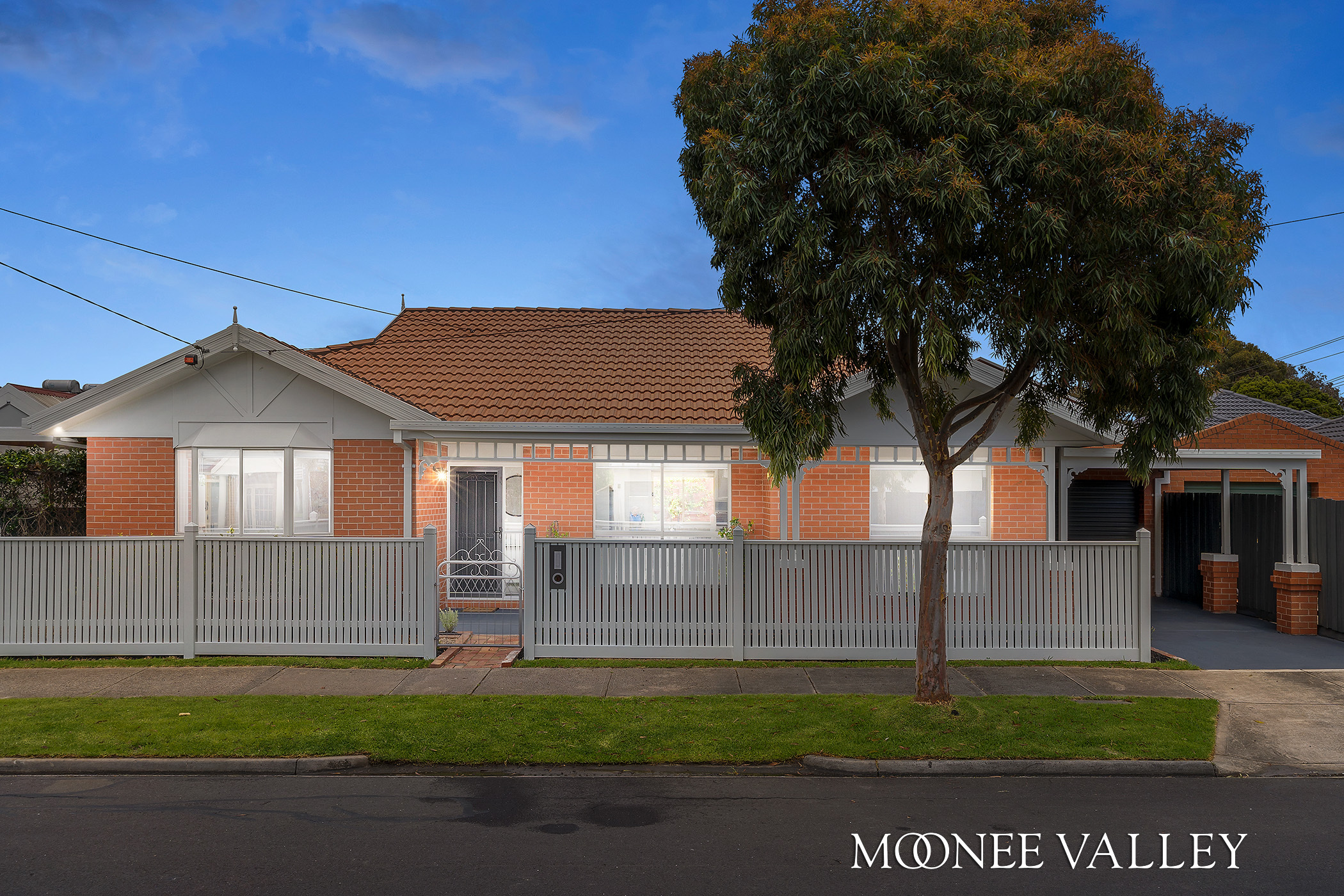 77 Doyle Street, Avondale Heights VIC 3034