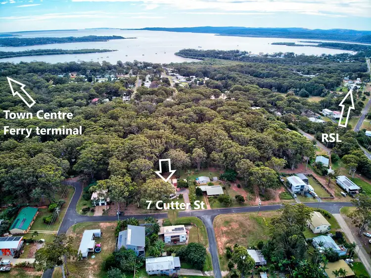 7 Cutter St, Russell Island QLD 4184