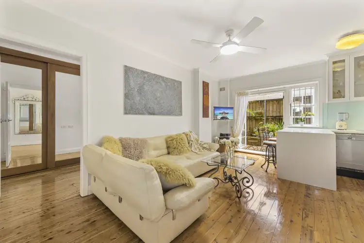 Second view of Homely unit listing, Unit 5/17 Elizabeth Bay Rd, Elizabeth Bay NSW 2011