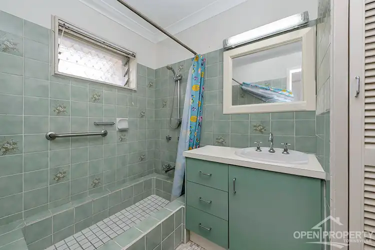 Fifth view of Homely house listing, 137 Mill Dr, Kirwan QLD 4817