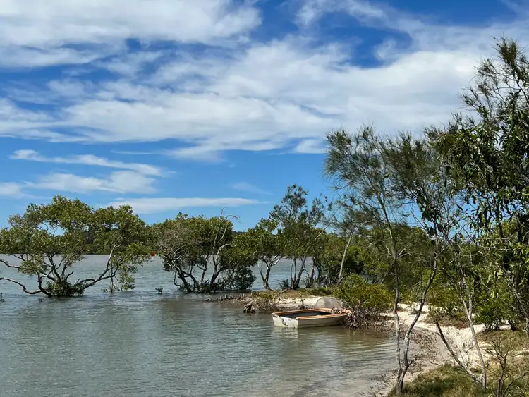 67 Crescent Dr, Russell Island QLD 4184