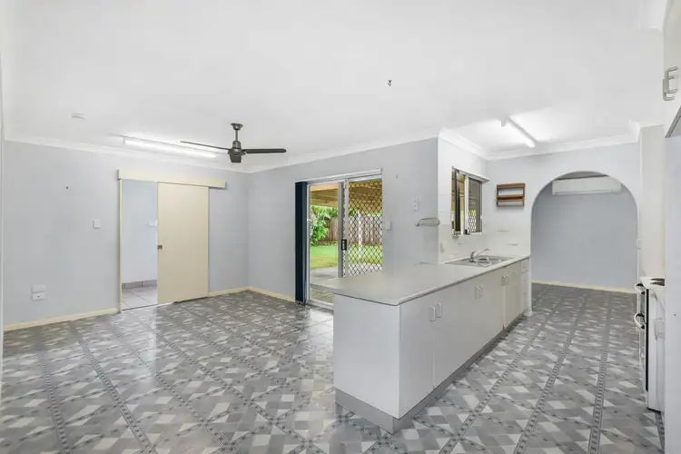 Sixth view of Homely house listing, 8 Canterbury Rd, Kirwan QLD 4817