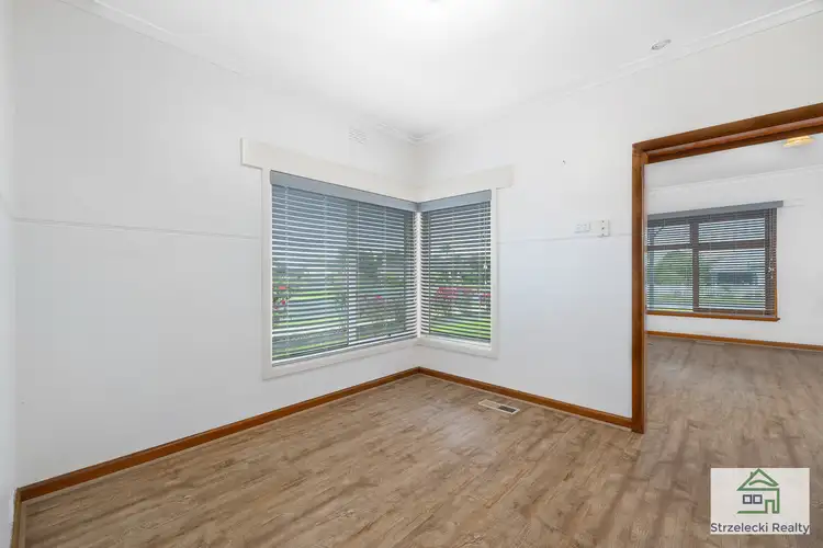 Fifth view of Homely house listing, 19 Kitchener St, Trafalgar VIC 3824