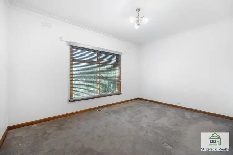 Sixth view of Homely house listing, 19 Kitchener St, Trafalgar VIC 3824