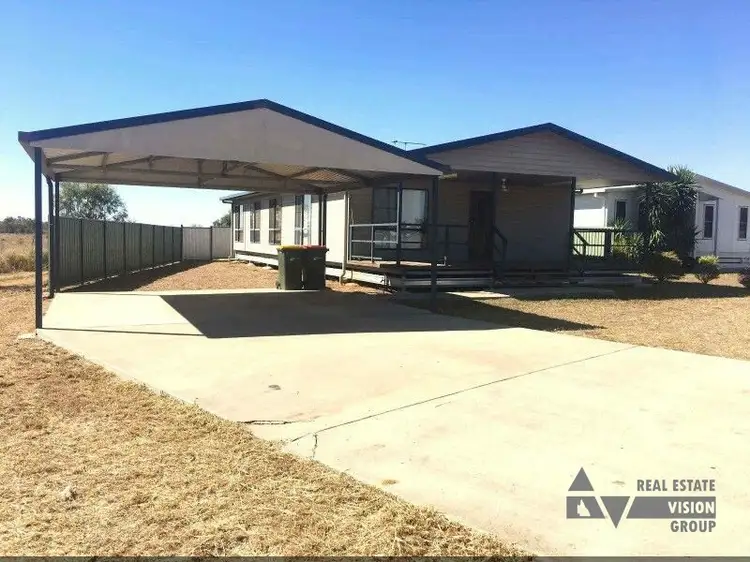 2 Hunter St, Blackwater QLD 4717