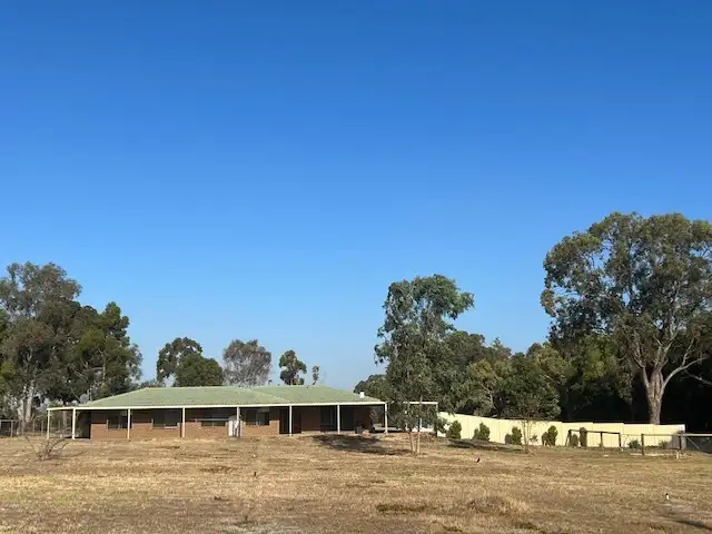 108 Tuart Rd, Oakford WA 6121