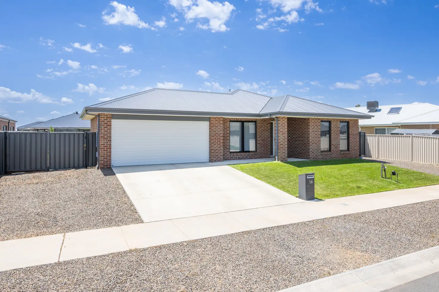 Main view of Homely house listing, 16 Daylesford Cres, Kialla VIC 3631