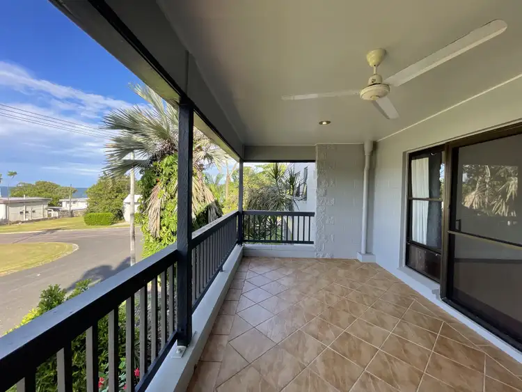 Unit 2/28 Mitchell St, South Mission Beach QLD 4852
