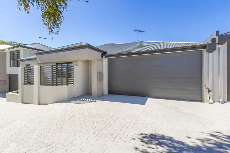 24B Horsham Way