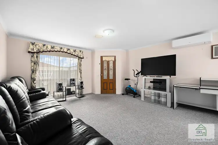 Fourth view of Homely unit listing, Unit 2/15 Saxtons Dr, Moe VIC 3825