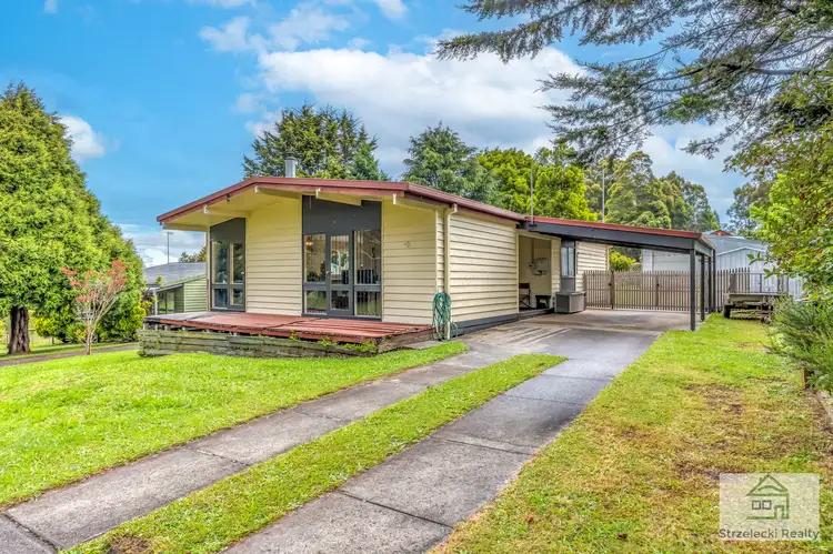 Main view of Homely house listing, 30 St Phillack Cres, Rawson VIC 3825