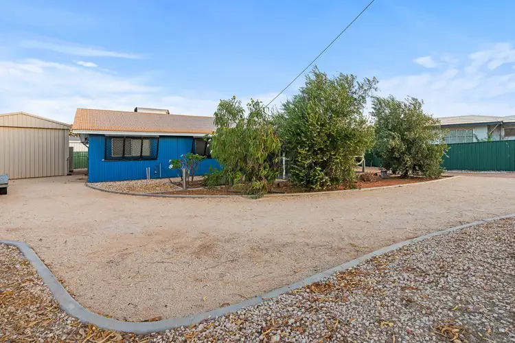 6 Potshot St