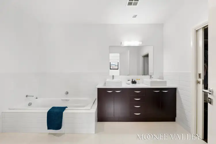 Sixth view of Homely house listing, 90 Rim Cross Drive, Keilor East VIC 3033