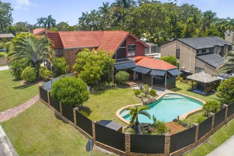 27 Sharon Cres, Mountain Creek QLD 4557