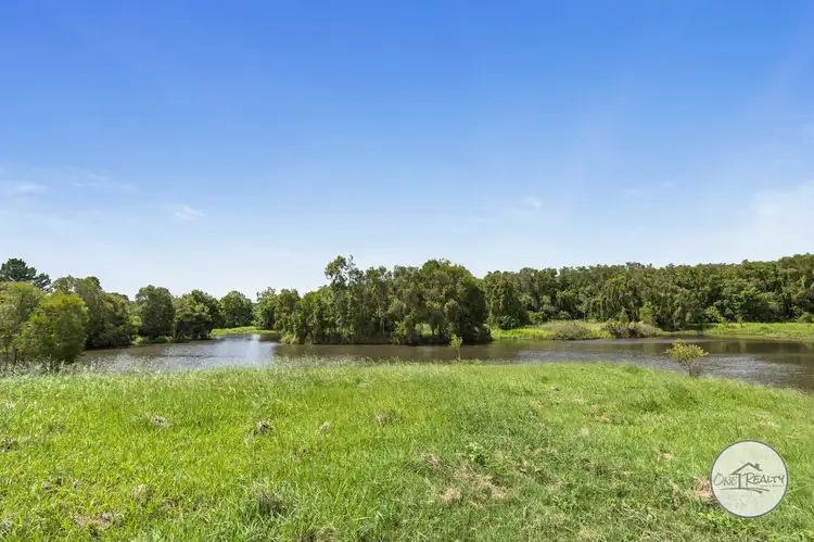 41 Claas Rd, Island Plantation QLD 4650